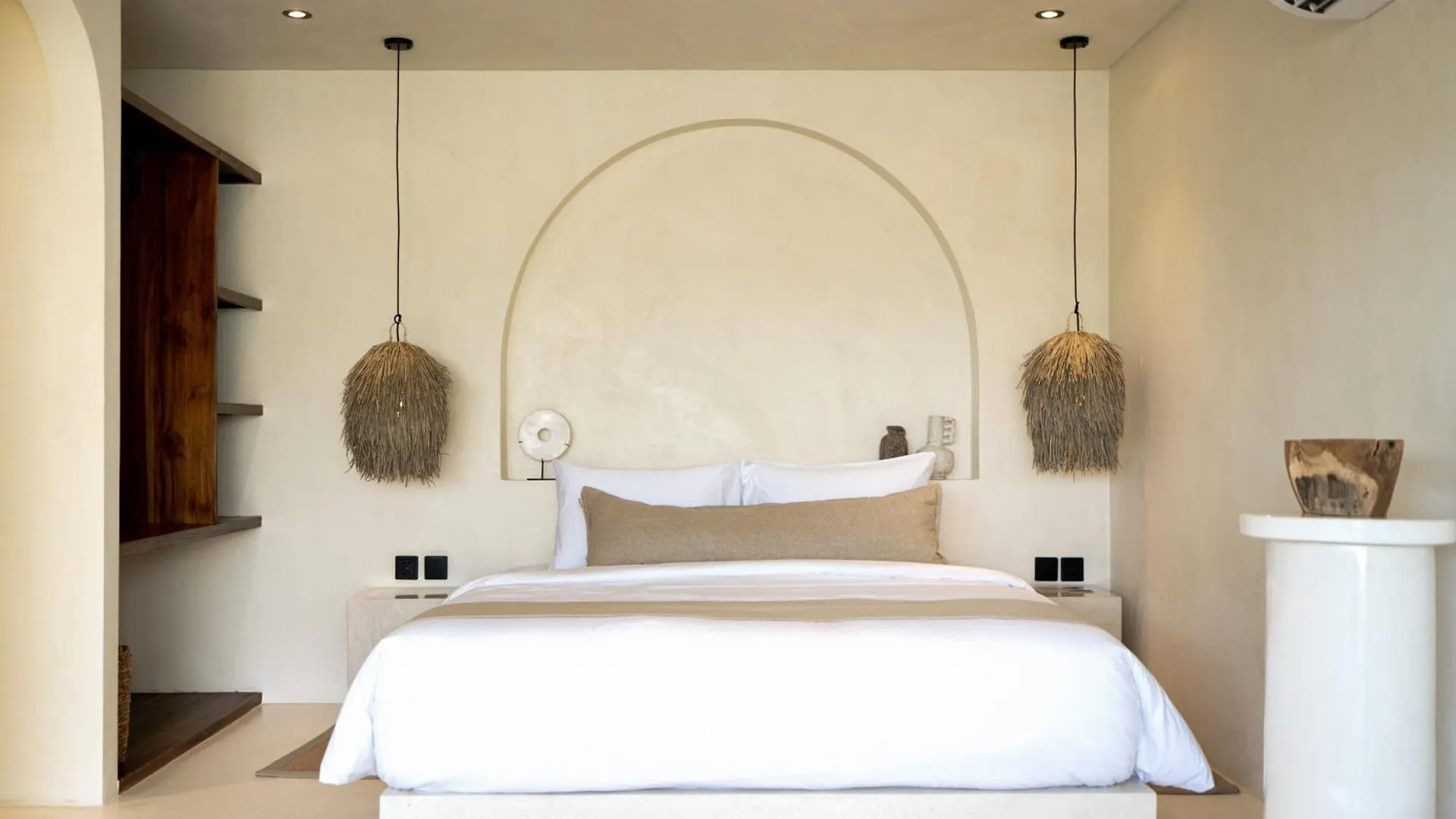 Villa Luuma 3 By Balisuperhost Seminyak  Seminyak (Bali)