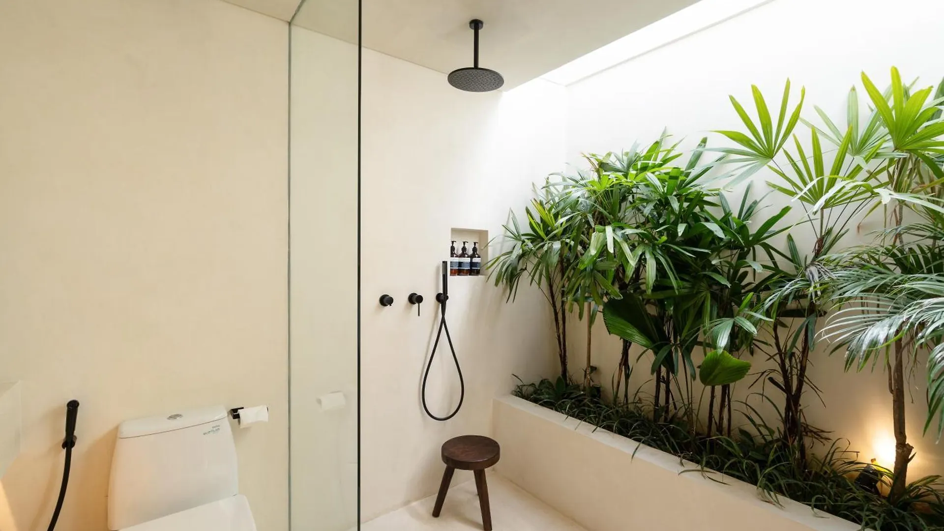 Villa Luuma 3 By Balisuperhost Seminyak  Indonesia