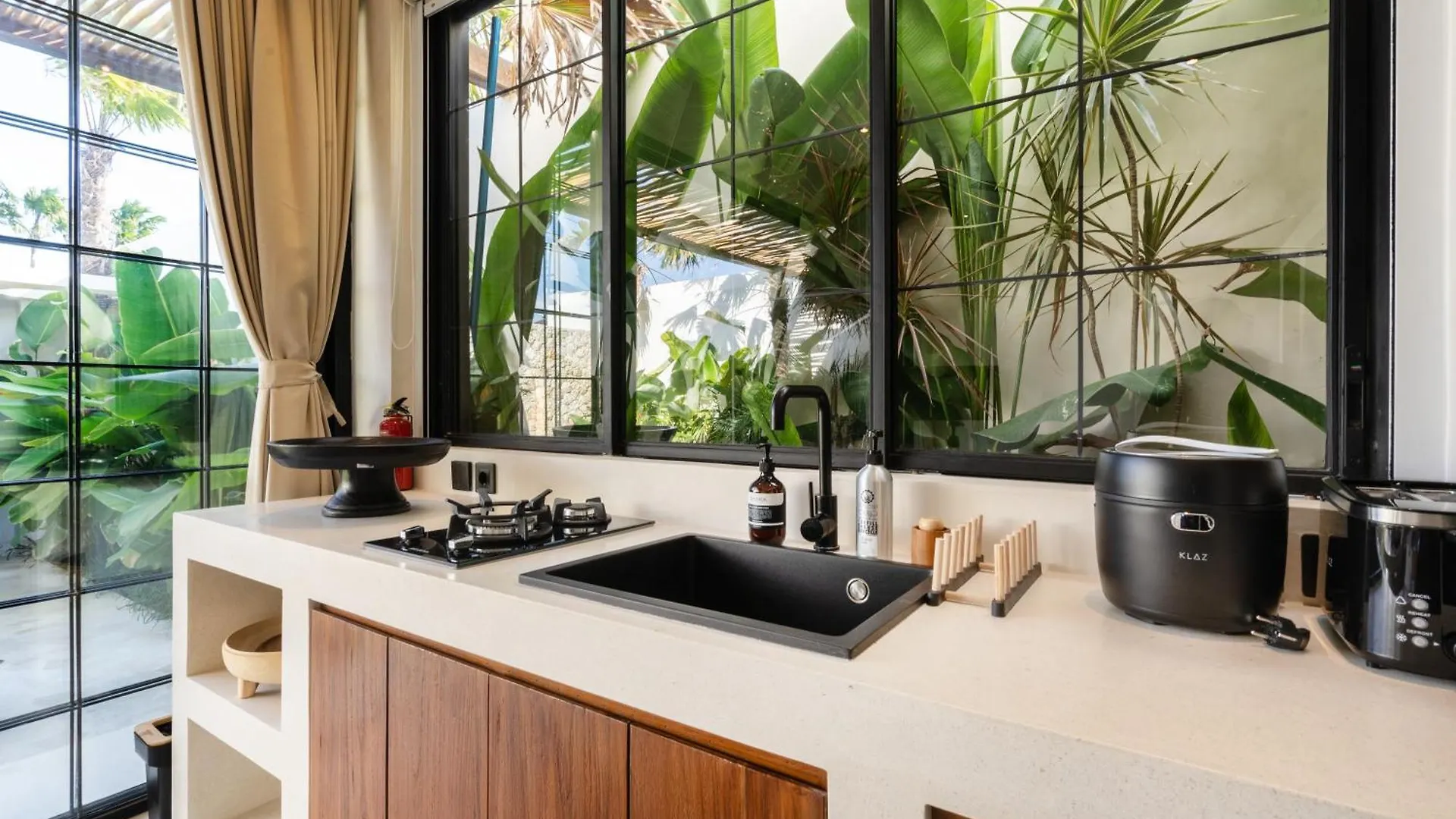 Villa Luuma 3 By Balisuperhost Seminyak