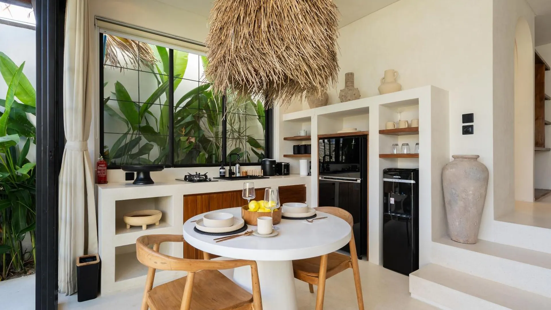 Villa Luuma 3 By Balisuperhost Seminyak  Indonesia